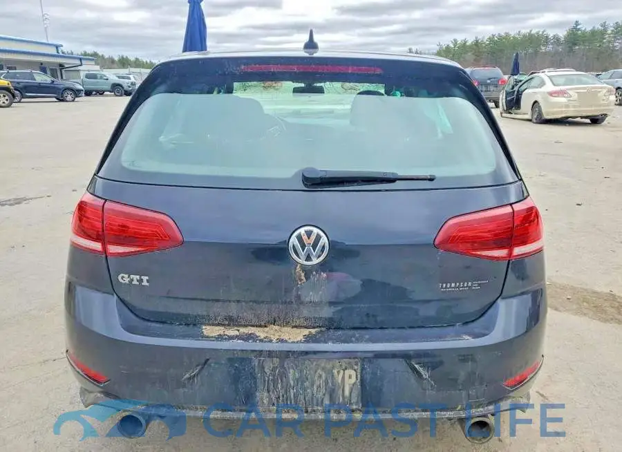 3VW447AU1JM281284# 6