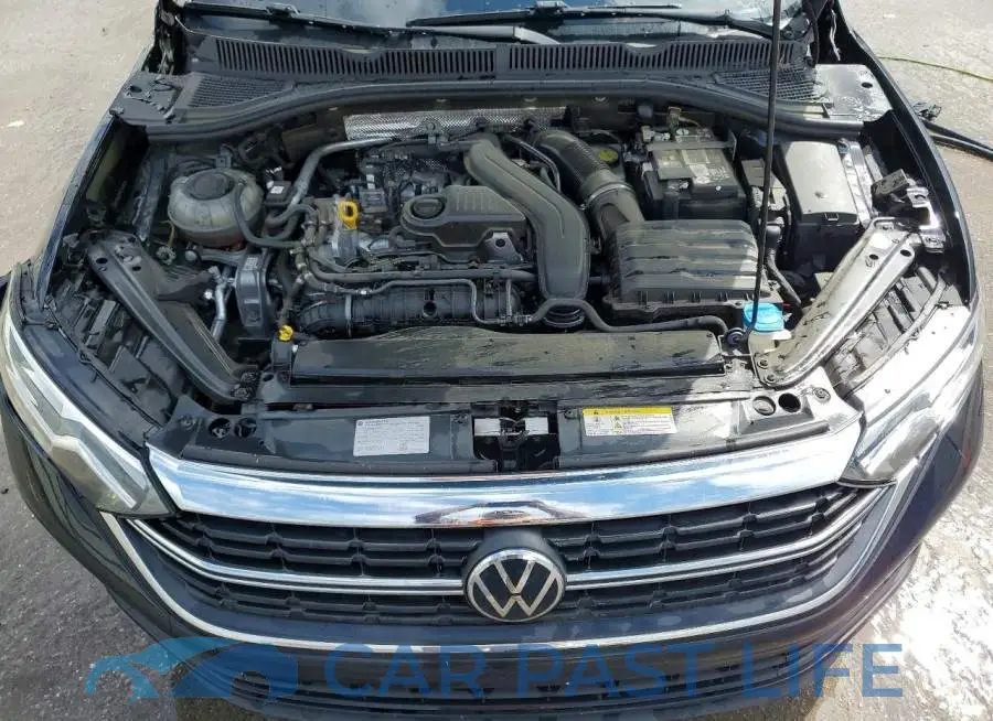 3VW7M7BU4PM029372# 11