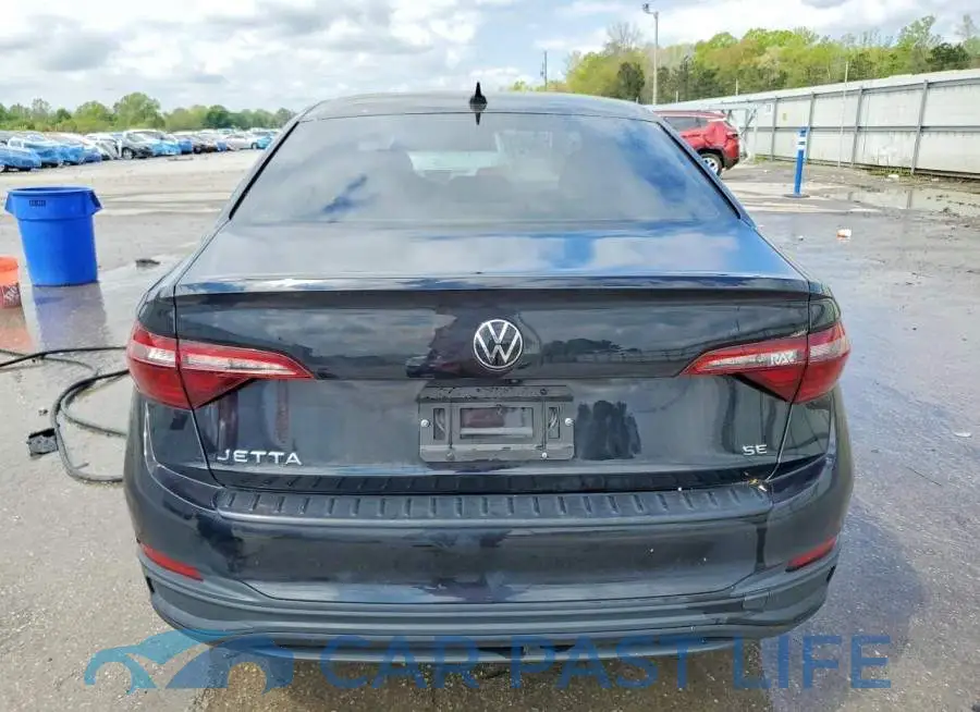 3VW7M7BU4PM029372# 6