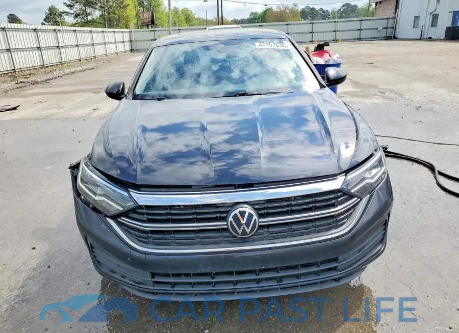 3VW7M7BU4PM029372# 5