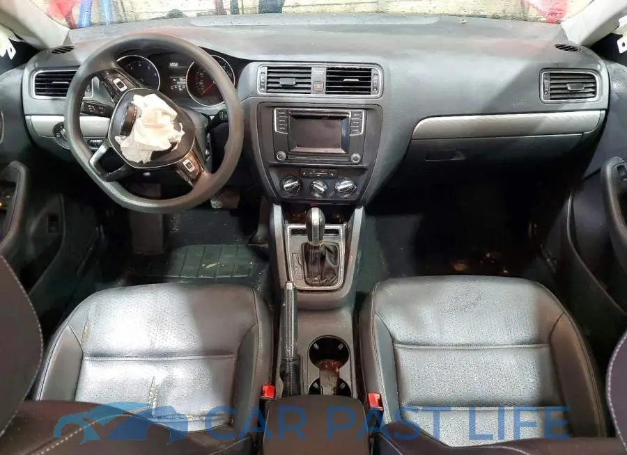 3VWDB7AJ5JM256772# 8