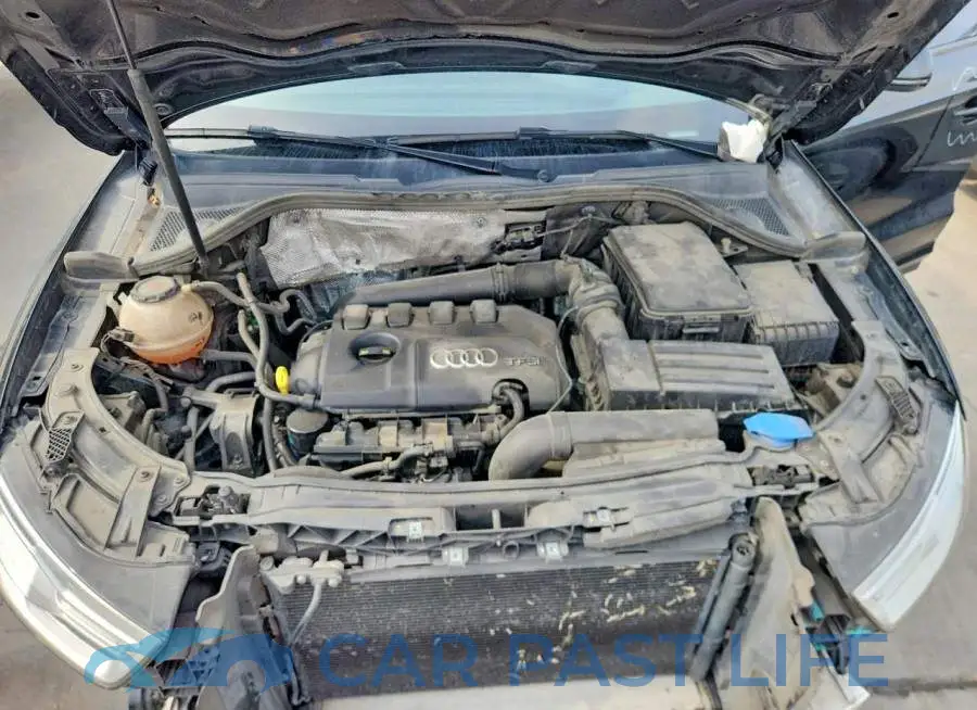WA1BCCFS4JR018860# 12