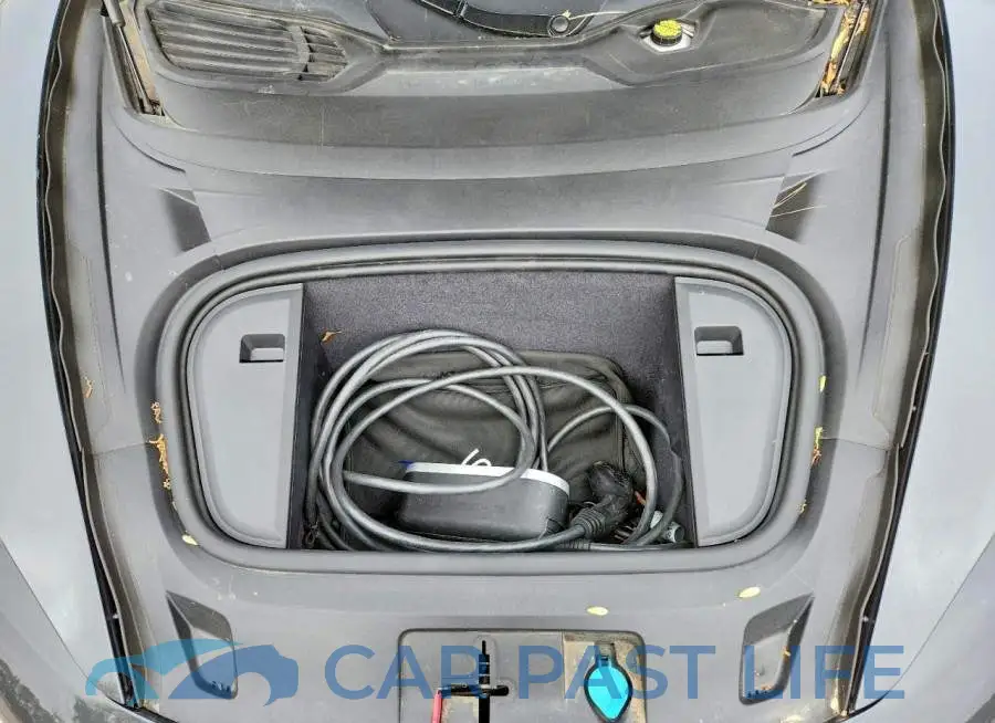 WP0AB2Y10LSA50075# 11
