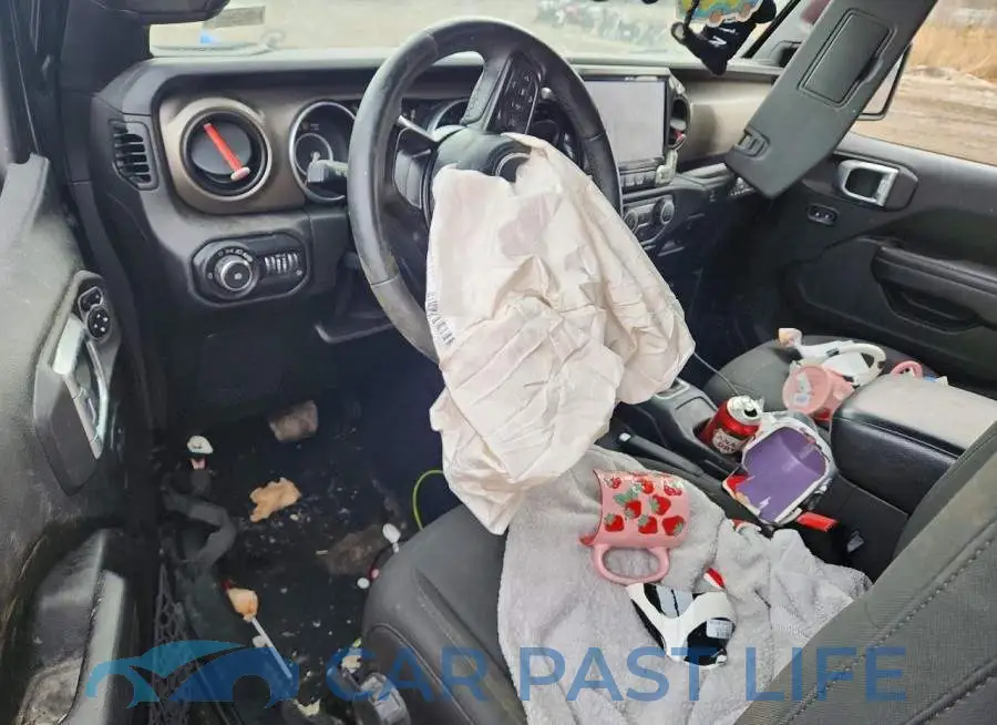 1C4GJXAG0JW284731# 8