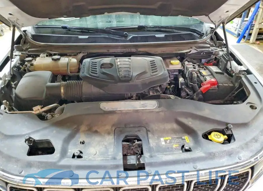 1C4SJVBP4RS139207# 12