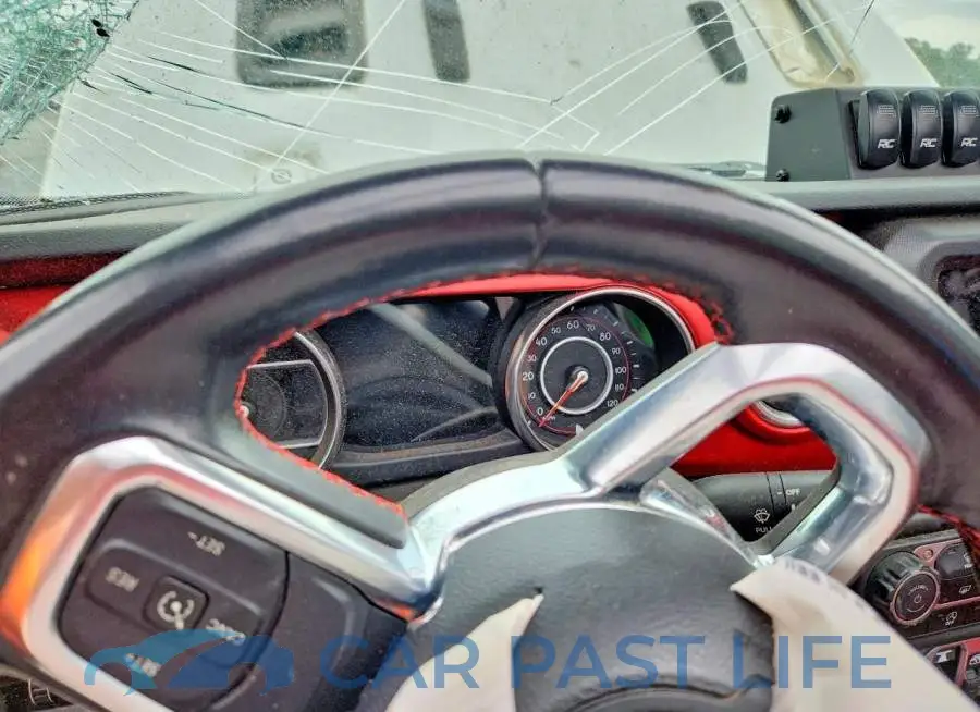 1C6JJTBG7LL196817# 9