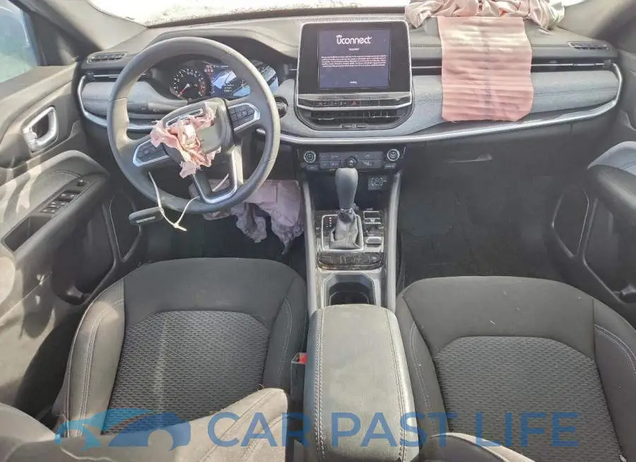 3C4NJDAN3ST515620# 8