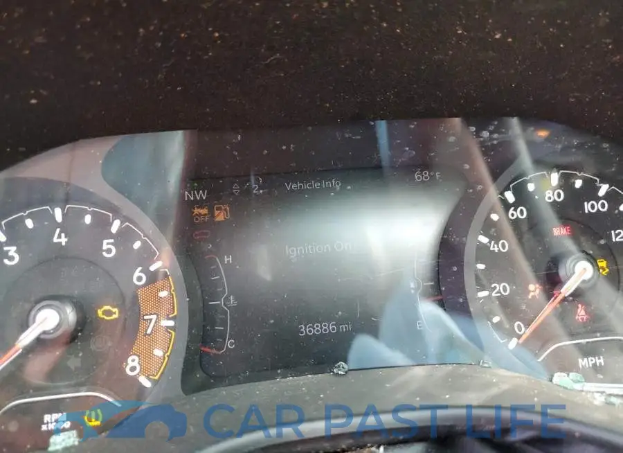 3C4NJDBN4PT515695# 9