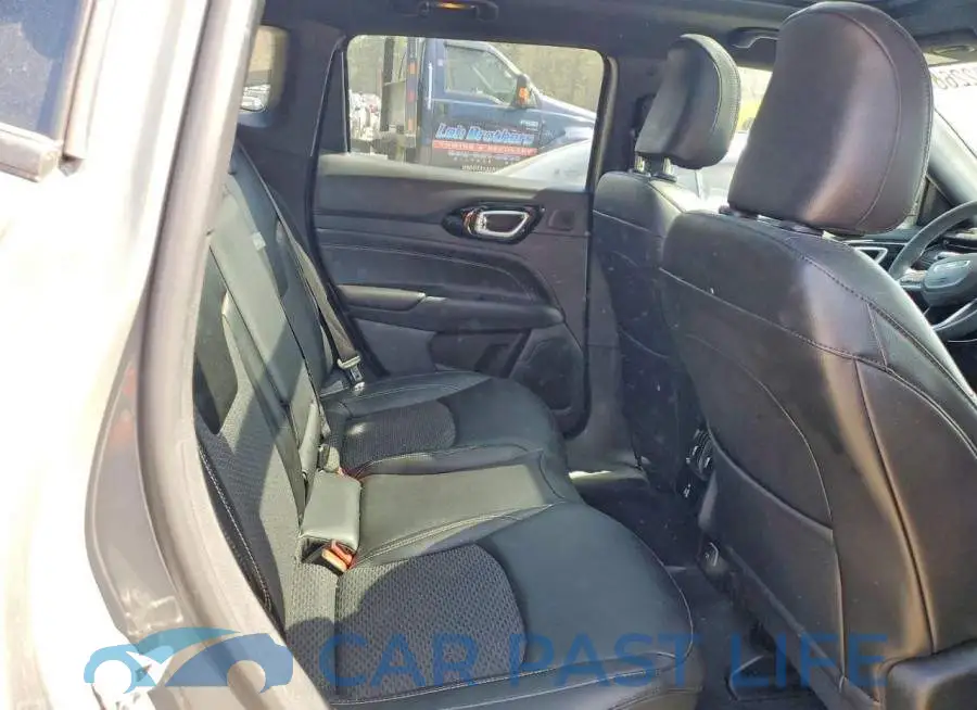 3C4NJDBN6PT548259# 11
