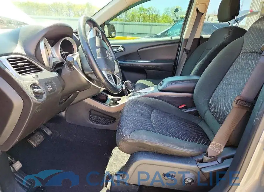 3C4PDCAB1LT249631# 7