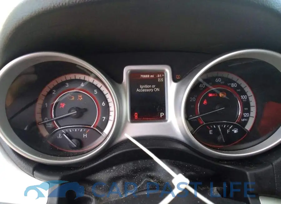 3C4PDCAB1LT275548# 9
