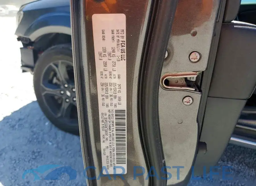 3C4PDCGG9KT680347# 13
