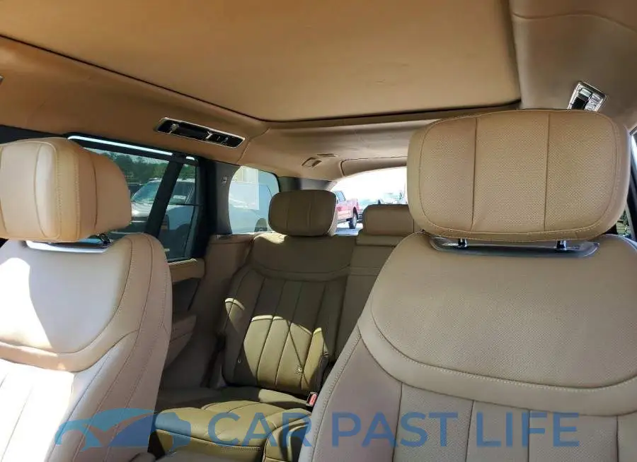SALK19E98SA338818# 10