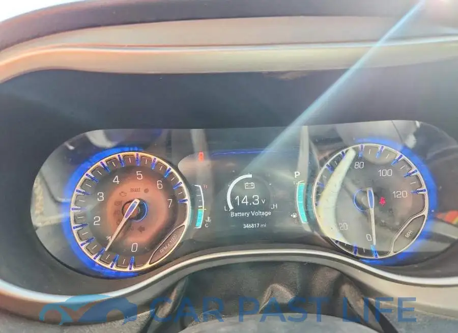 2C4RC1BG8NR142558# 9