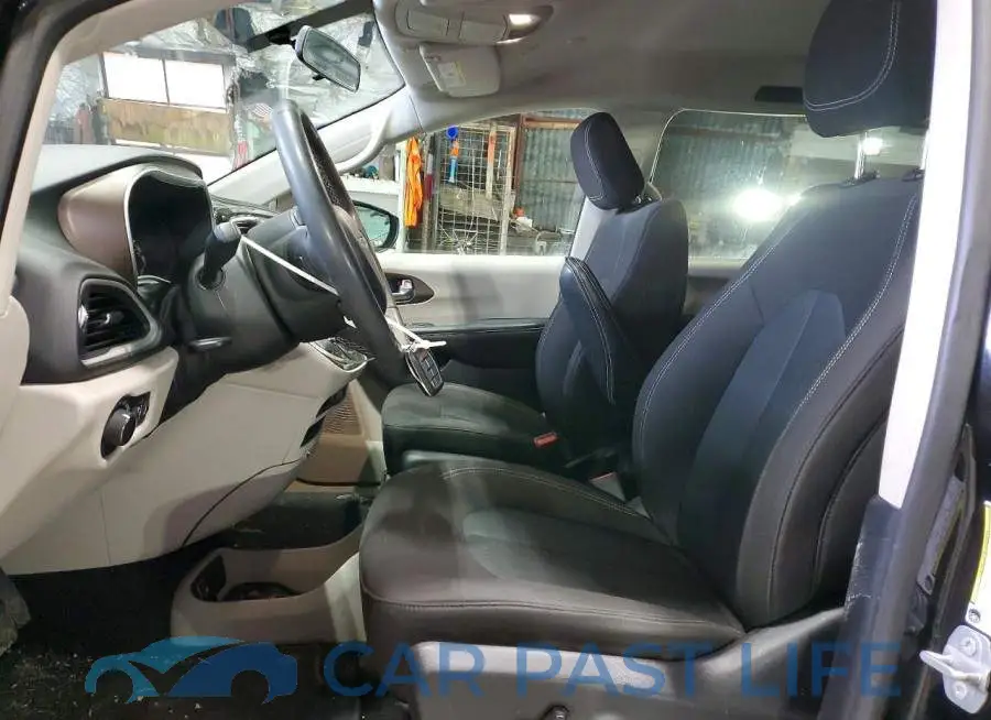 2C4RC1CG5NR166475# 7