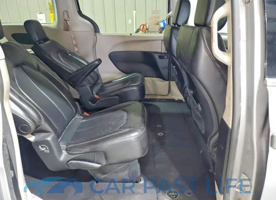 2C4RC1DG8LR265318# 11