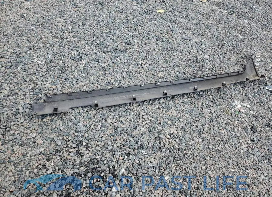2C4RC1FG2KR609639# 13