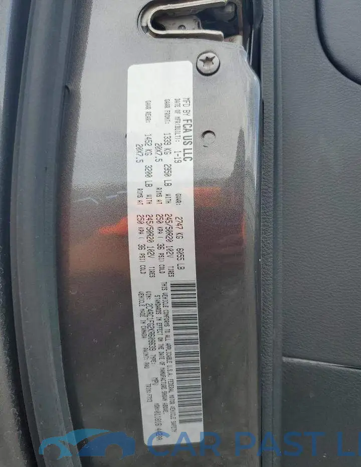 2C4RC1FG2KR609639# 14
