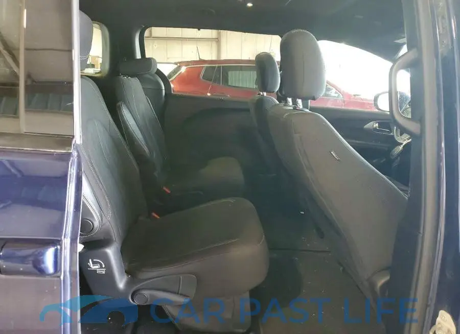 2C4RC1FG2LR100765# 11