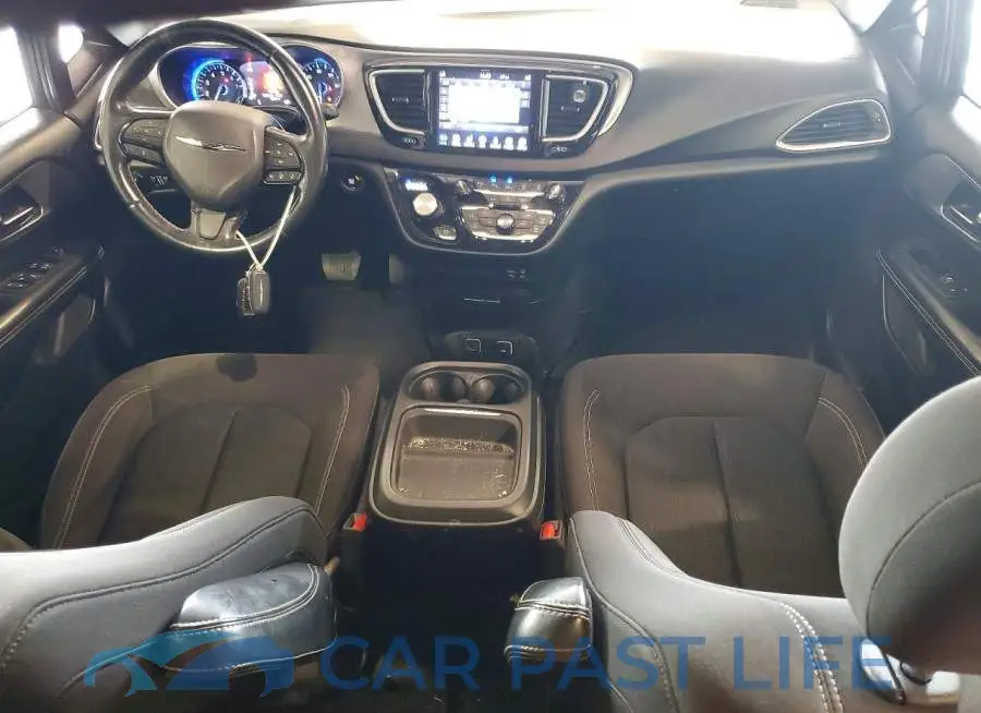 2C4RC1FG2LR100765# 8