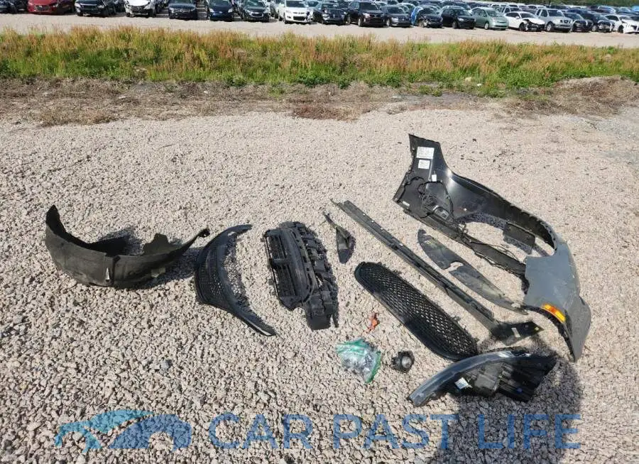 2C4RC1FG3LR261898# 13