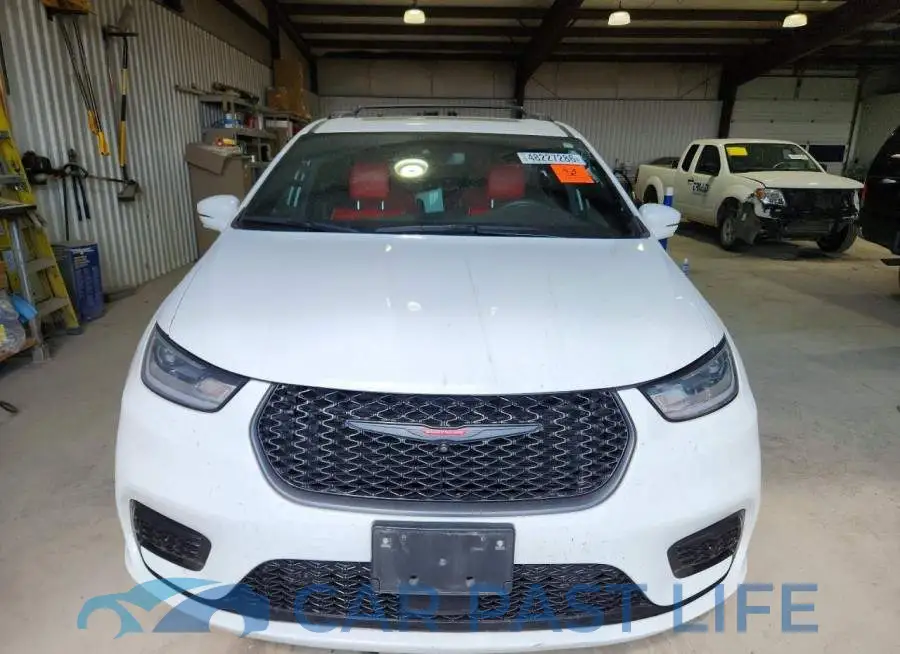 2C4RC1S70MR517762# 5