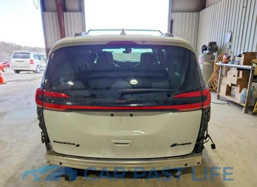 2C4RC1S70MR517762# 6