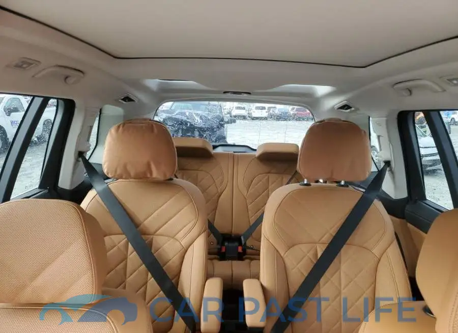 5UX23EM06R9V63276# 10