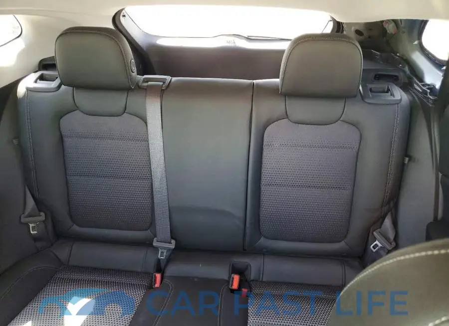 KL77LHE27RC119526# 10