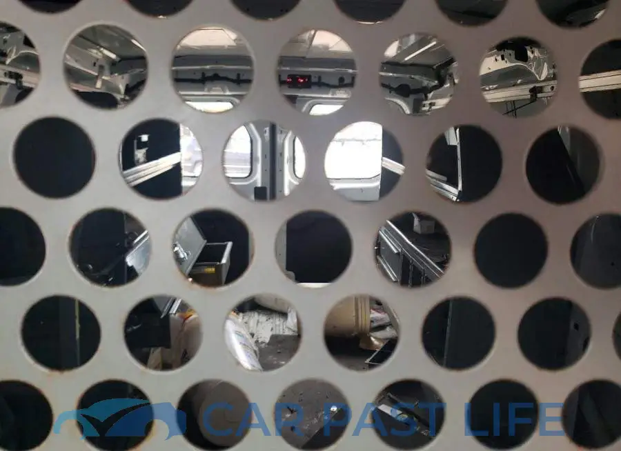 1FTYE1ZM5JKA01425# 10