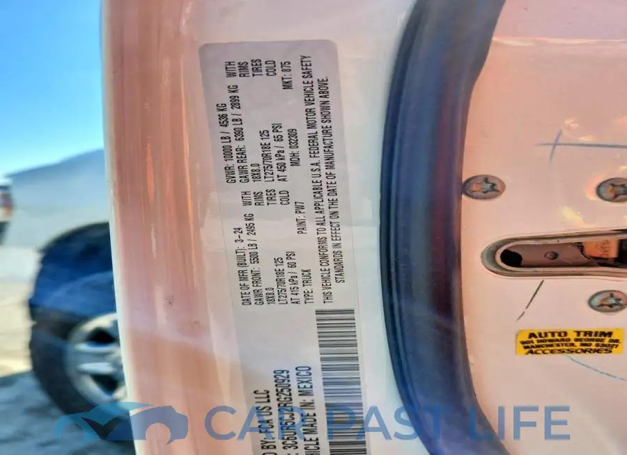 3C6UR5CJ2RG250929# 12