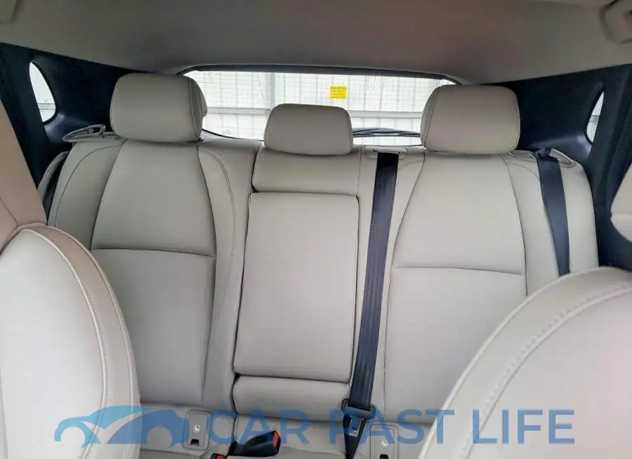 3MVDMBCM1SM818240# 10