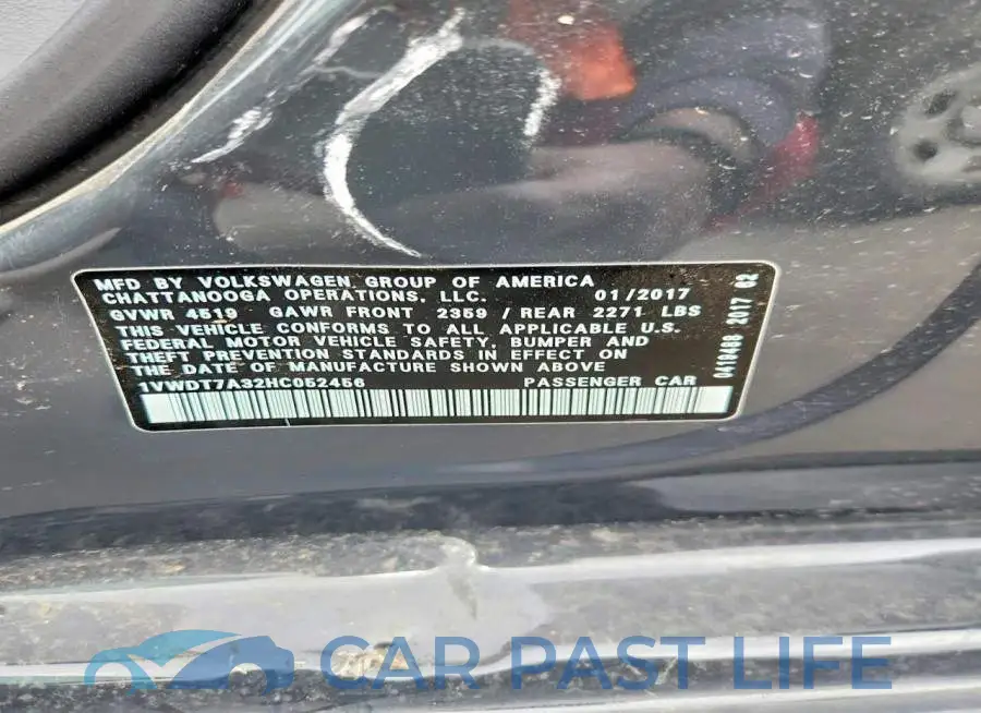 1VWDT7A32HC052456# 12