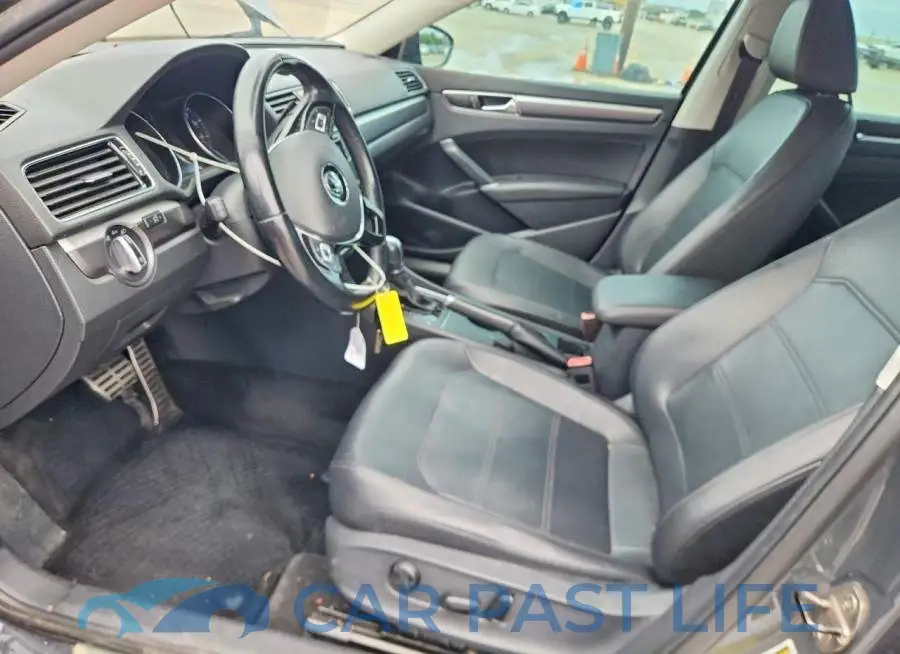 1VWDT7A32HC052456# 7