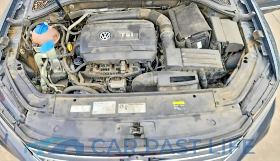 1VWDT7A32HC052456# 11