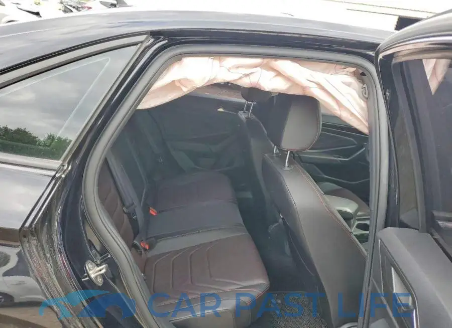 3VW2T7BU1NM023443# 10