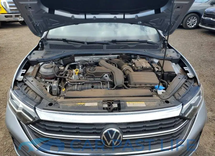 3VW5M7BU5RM035370# 11