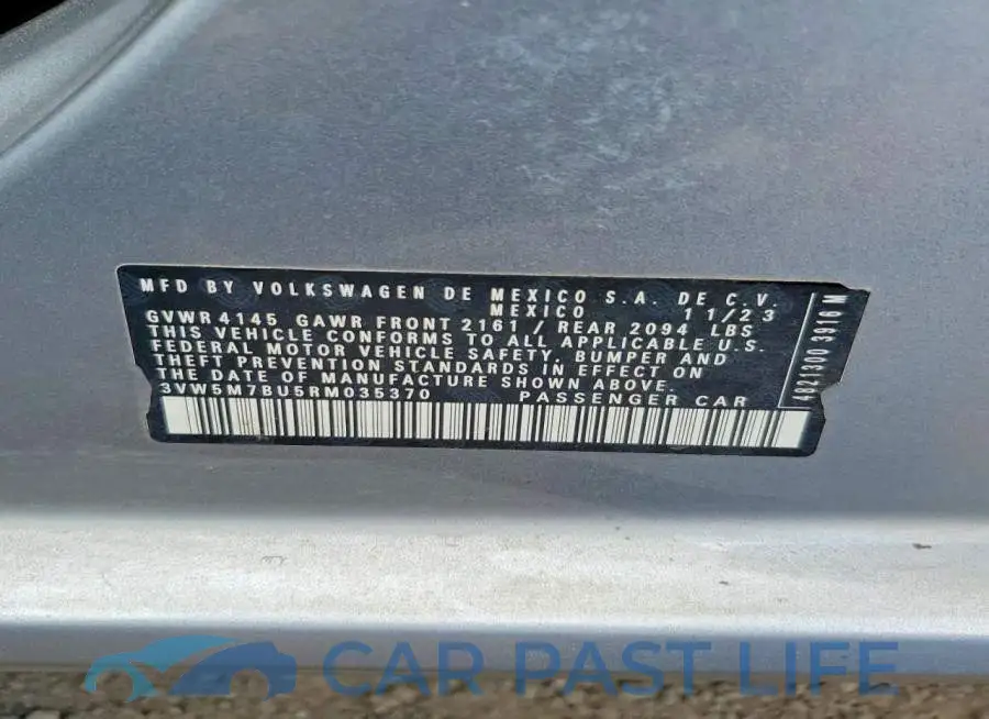 3VW5M7BU5RM035370# 12