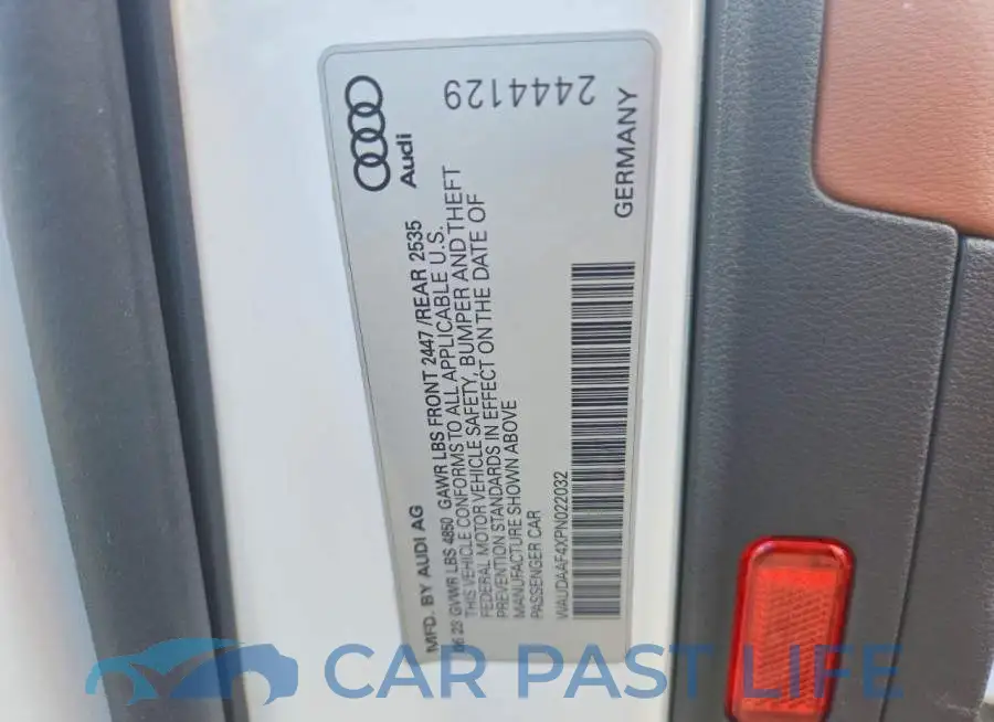 WAUDAAF4XPN022032# 12