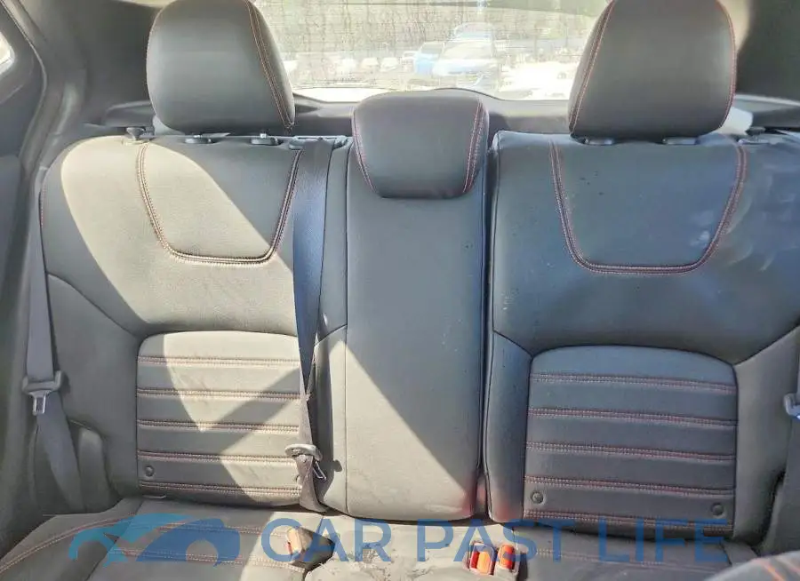 3N1CP5CU6KL492689# 10
