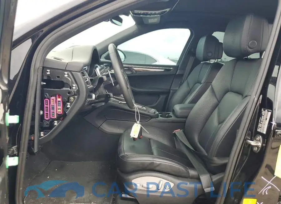 WP1AA2A58SLB05604# 7