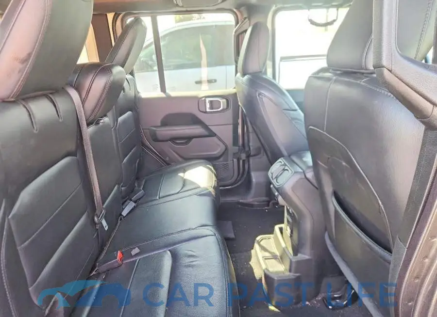1C4HJXEN4NW110051# 10
