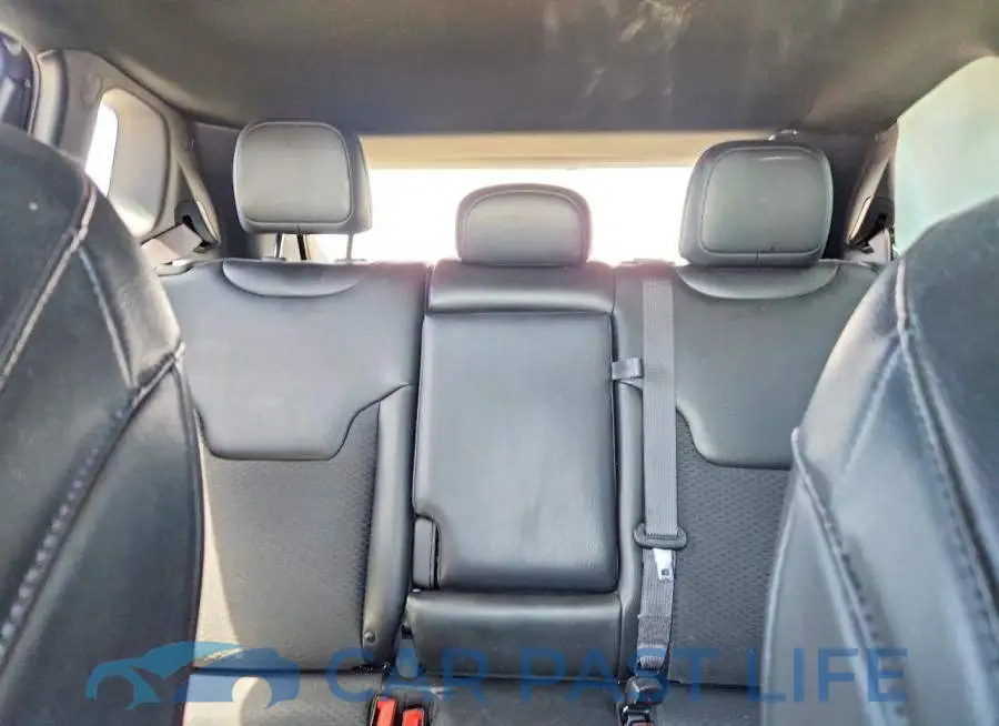 3C4NJDBN4PT560538# 10