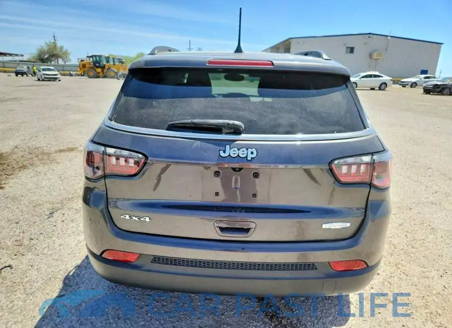 3C4NJDBN4PT560538# 6