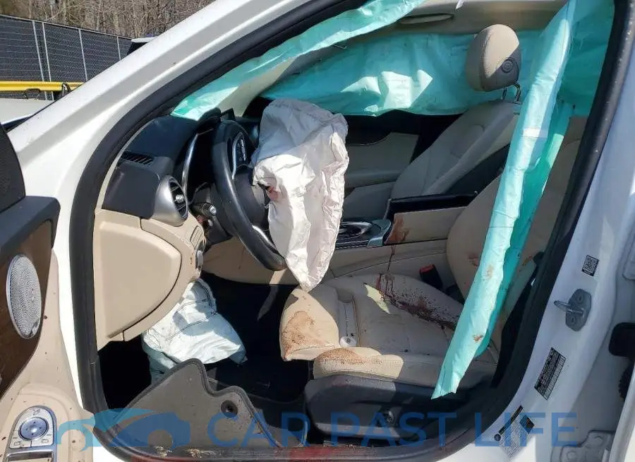 W1KWF8EB2MR649758# 7