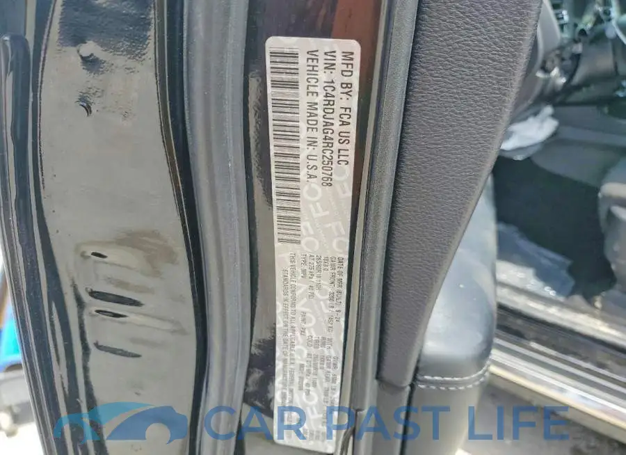 1C4RDJAG4RC250768# 14
