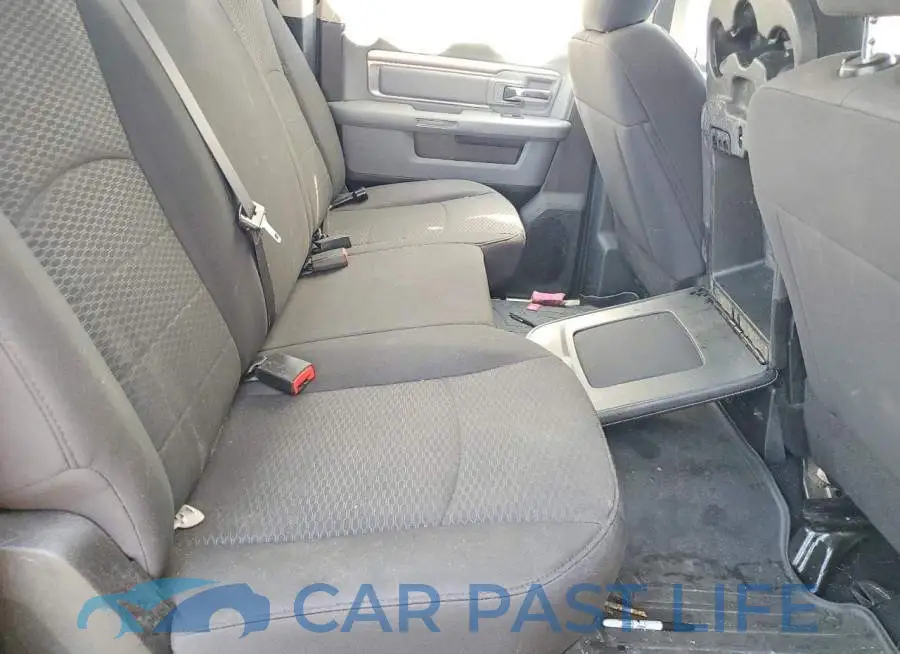 1C6RR6LT1KS697800# 10