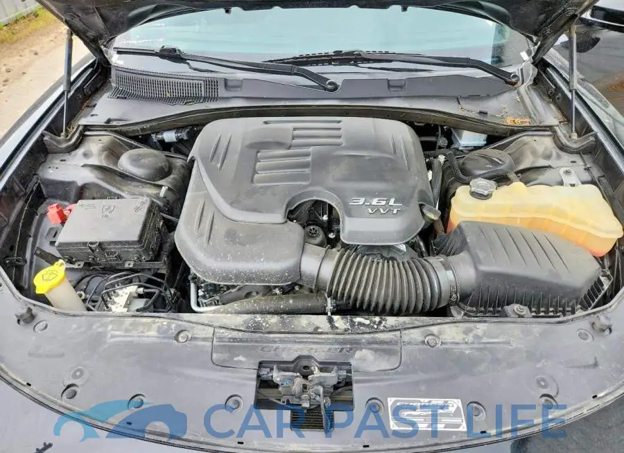 2C3CDXBG8PH572030# 11