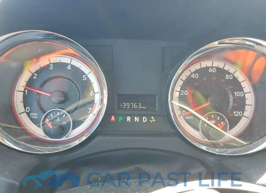 2C4RDGBG9JR250844# 9