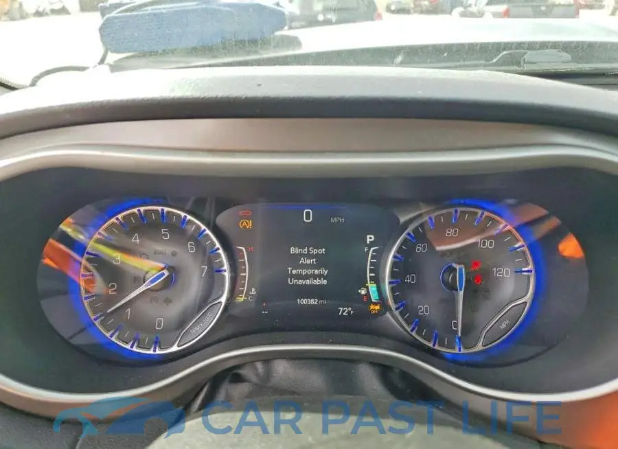 2C4RC1BG2MR601002# 9